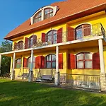 Appartement Lira *